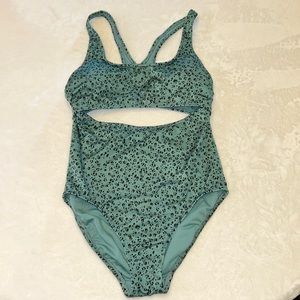 All in Motion Swimsuit Size M